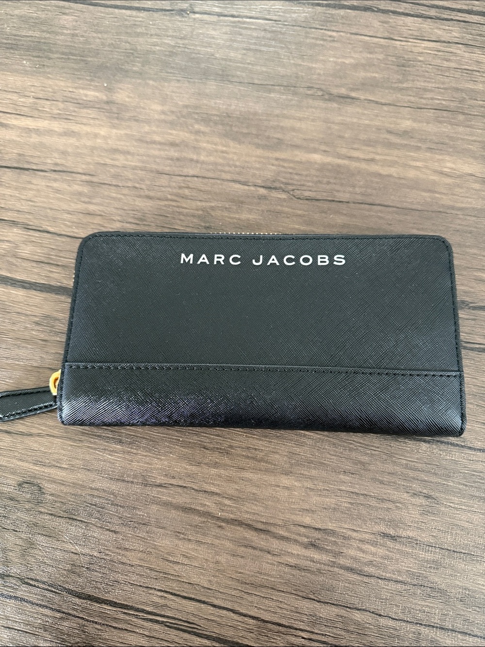 Marc Jacobs Black Leather Zip Card Holder with Logo